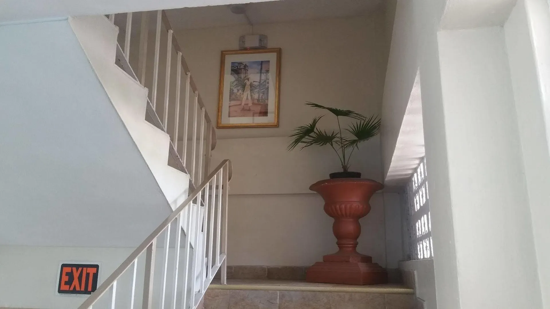 Melrose Beach Apartment Christchurch 2*,  Barbados