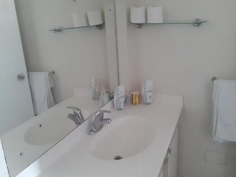 Melrose Beach Apartment Christchurch 2*,